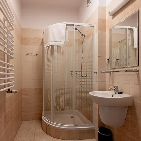 Guest house Gwiazda Tatr - Osrodek Rekolekcyjno - Wypoczynkowy *