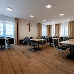 Pensionat Gwiazda Tatr - Osrodek Rekolekcyjno - Wypoczynkowy Zakopane