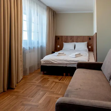 Pensionat Gwiazda Tatr - Osrodek Rekolekcyjno - Wypoczynkowy 3*