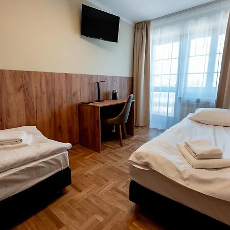 Gwiazda Tatr - Osrodek Rekolekcyjno - Wypoczynkowy Pensionat 3*